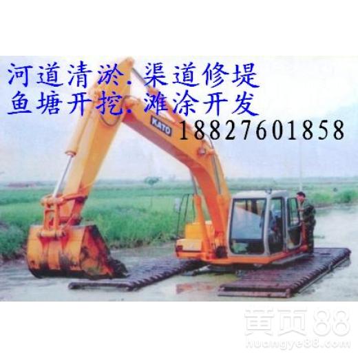 郑州市登封县清淤机械水上挖机出租 专业高效，助力水域工程